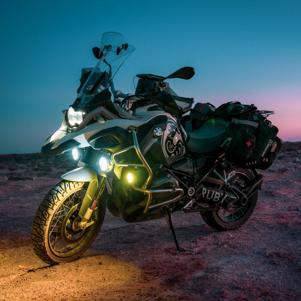 BMW R1250 &amp; 1200 GS/GSA mounting bracket